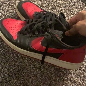 Air Jordan Retro 1 “Bred” Lows